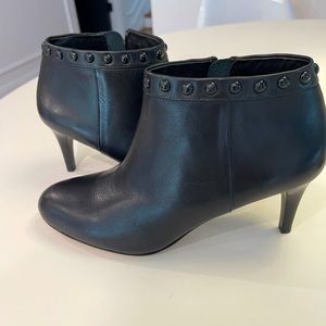 COACH bootie’s perfect condition size 8B side zippers no signs of wear